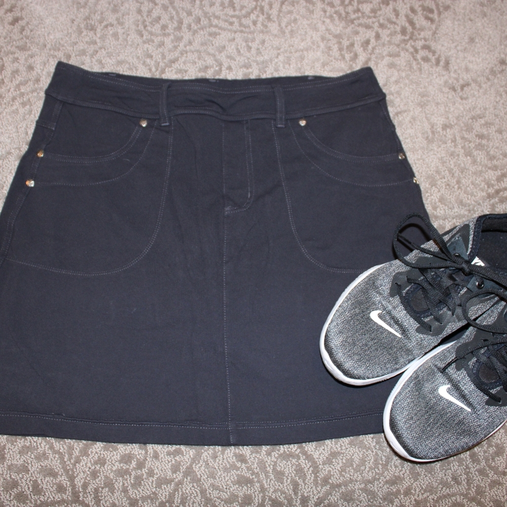 Athleta Skirt